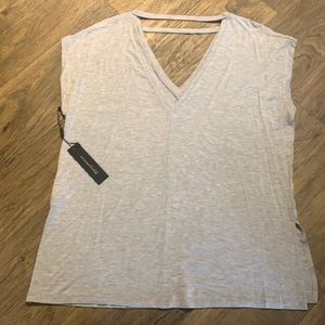 Donna Karen. Women’s Sport. Large sleeveless